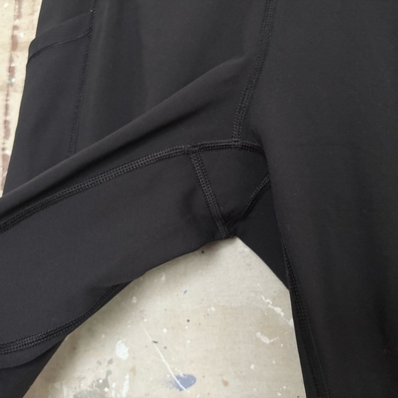 Lululemon Seek the Heat Crop Leggings - Picture 3 of 6